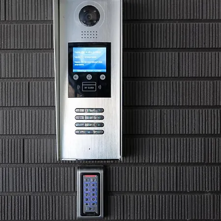 Apartment Simple At Katusepapi *